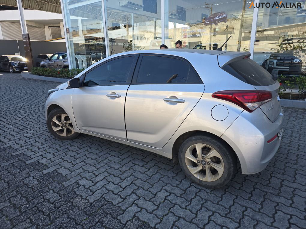 HYUNDAI HB20 1.6 COMFORT PLUS 16V FLEX 4P AUTOMATICO