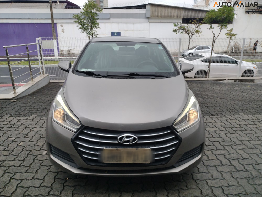 HYUNDAI HB20S 1.6 COMFORT PLUS 16V FLEX 4P AUTOMATICO