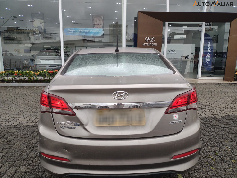 HYUNDAI HB20S 1.6 COMFORT PLUS 16V FLEX 4P AUTOMATICO