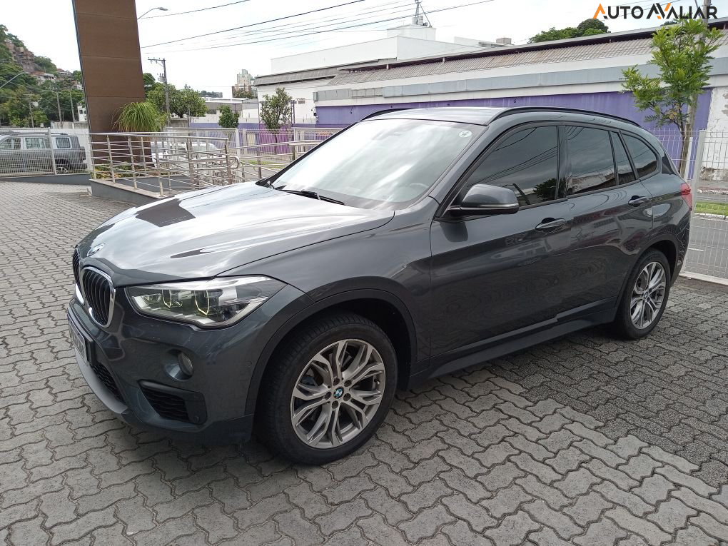 BMW X1 2.0 16V TURBO ACTIVEFLEX SDRIVE20I 4P AUTOMATICO