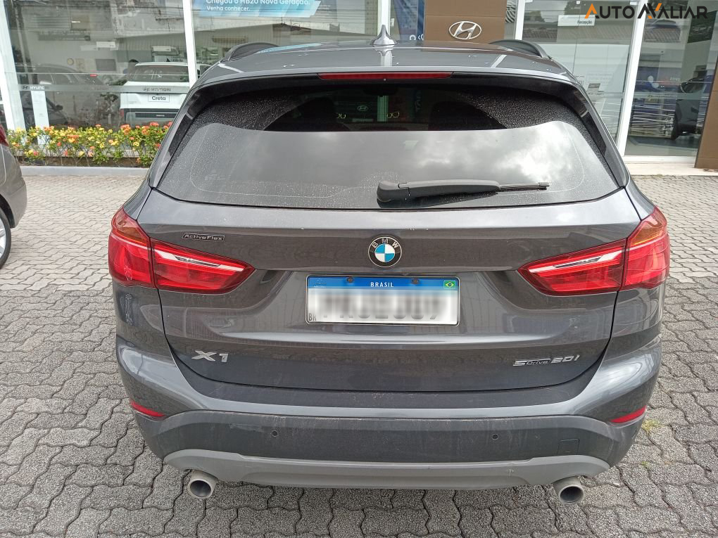 BMW X1 2.0 16V TURBO ACTIVEFLEX SDRIVE20I 4P AUTOMATICO