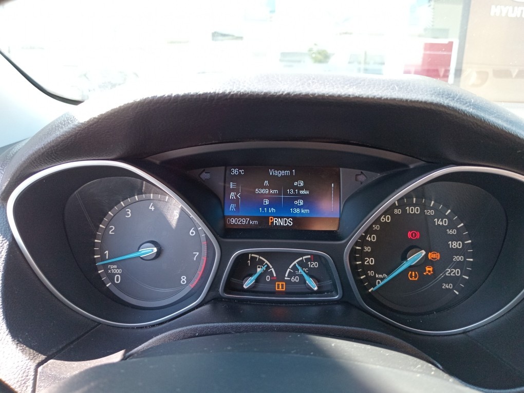 FORD FOCUS 2.0 SE PLUS 16V FLEX 4P POWERSHIFT