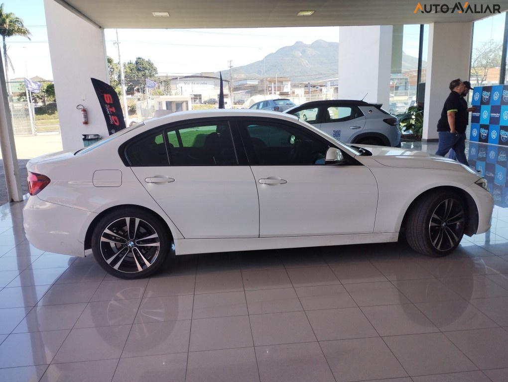 BMW 320I 2.0 SPORT 16V TURBO ACTIVE FLEX 4P AUTOMATICO