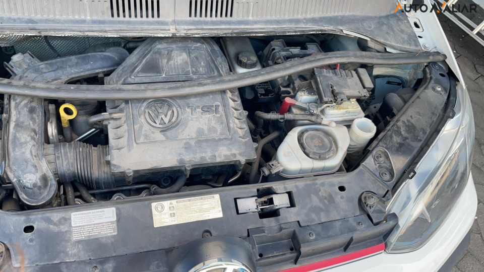 VOLKSWAGEN UP 1.0 170 TSI TOTAL FLEX XTREME 4P MANUAL