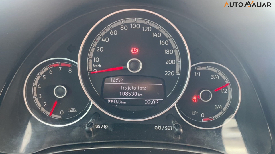 VOLKSWAGEN UP 1.0 170 TSI TOTAL FLEX XTREME 4P MANUAL