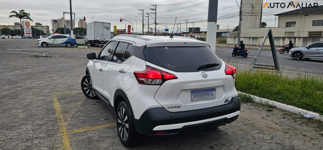 NISSAN KICKS 1.6 16V FLEXSTART SL 4P XTRONIC