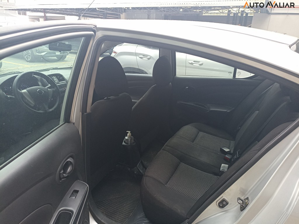 NISSAN VERSA 1.6 16V FLEX V-DRIVE MANUAL