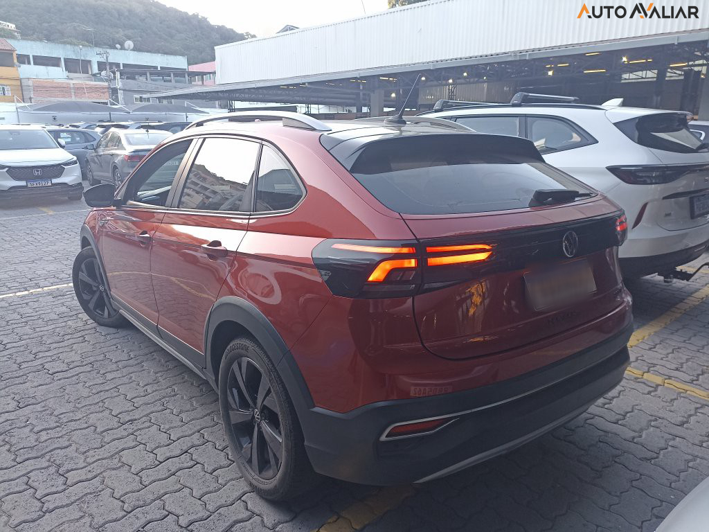VOLKSWAGEN NIVUS 1.0 200 TSI TOTAL FLEX HIGHLINE AUTOMÁTICO