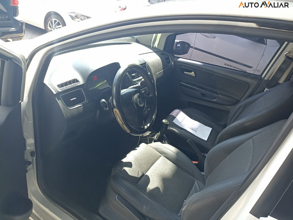 VOLKSWAGEN FOX 1.0 MI 8V FLEX 4P MANUAL