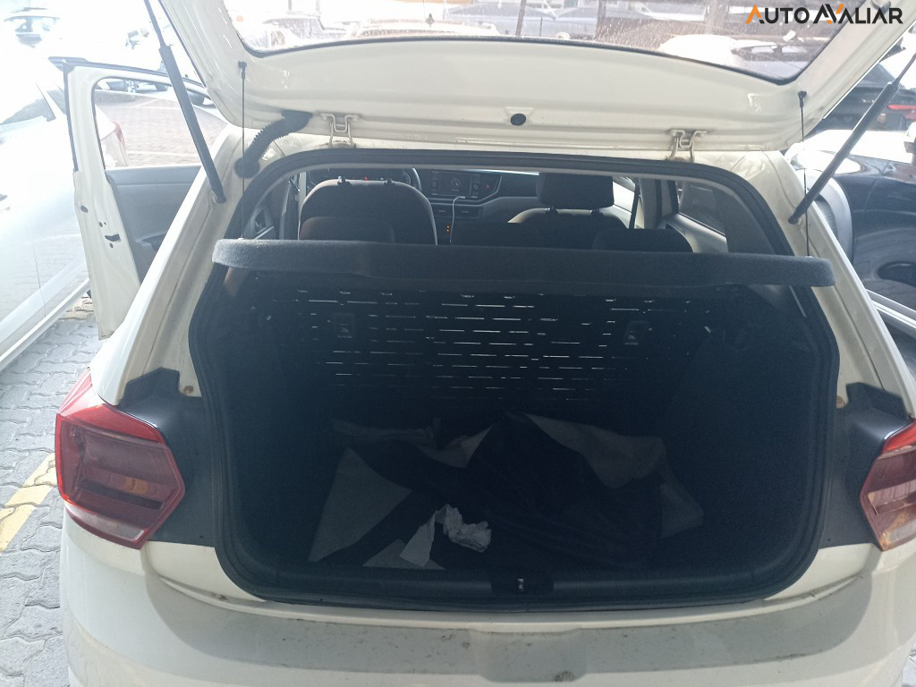 VOLKSWAGEN POLO 1.6 MSI TOTAL FLEX MANUAL