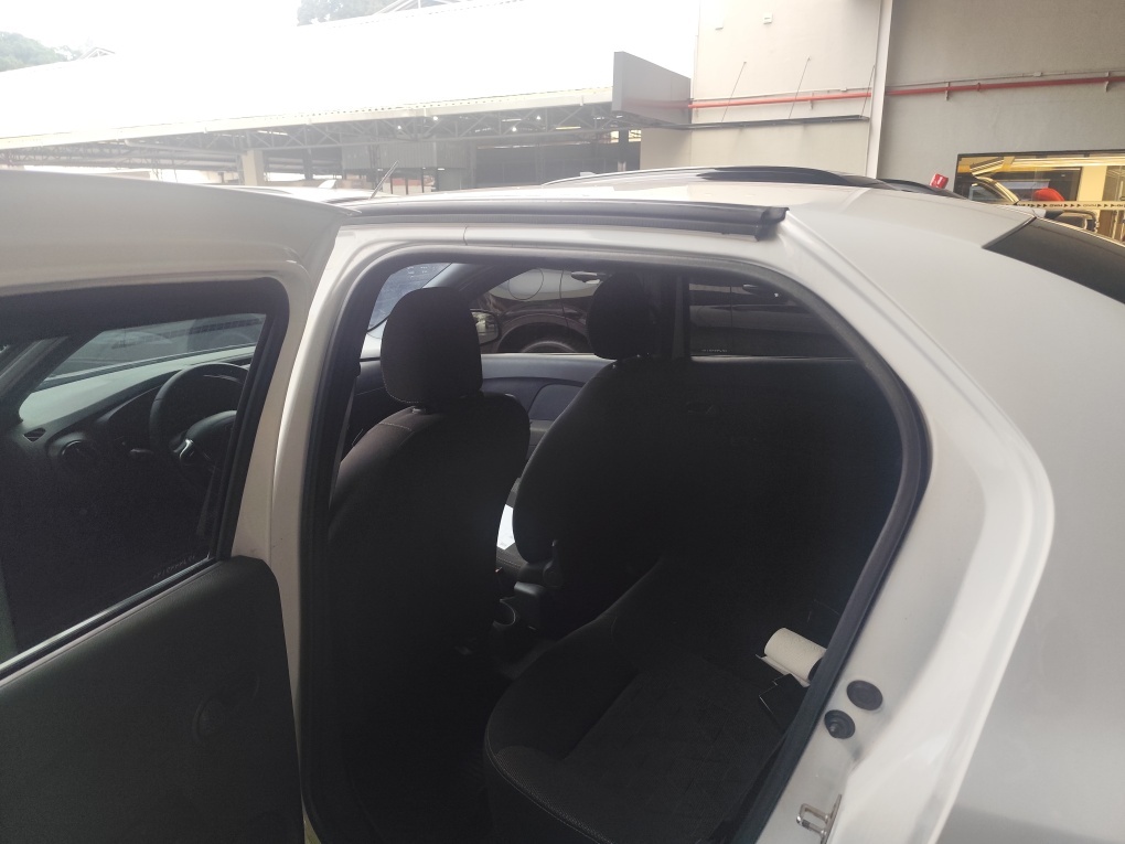 RENAULT LOGAN 1.0 12V SCE FLEX ZEN MANUAL