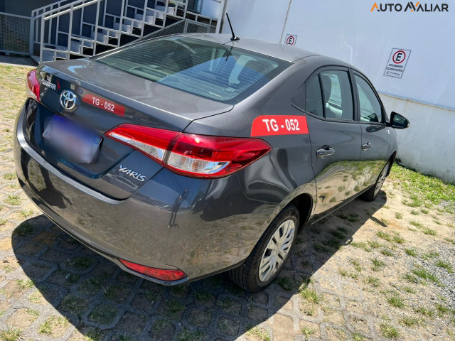 TOYOTA YARIS 1.5 16V FLEX SEDAN XL MULTIDRIVE
