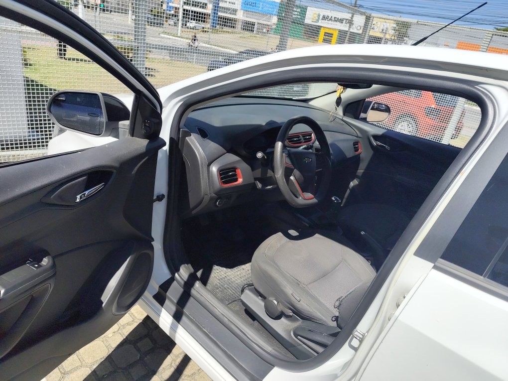 CHEVROLET ONIX 1.4 MPFI EFFECT 8V FLEX 4P MANUAL