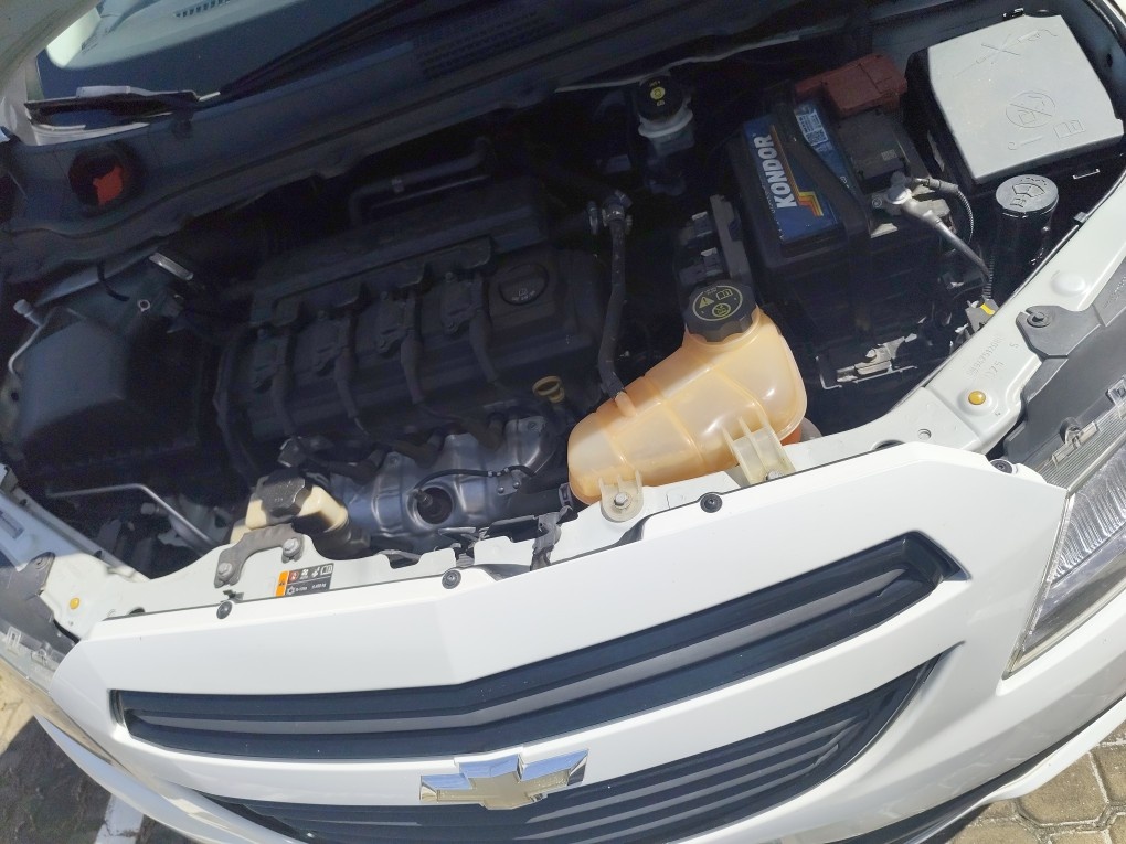 CHEVROLET ONIX 1.4 MPFI EFFECT 8V FLEX 4P MANUAL
