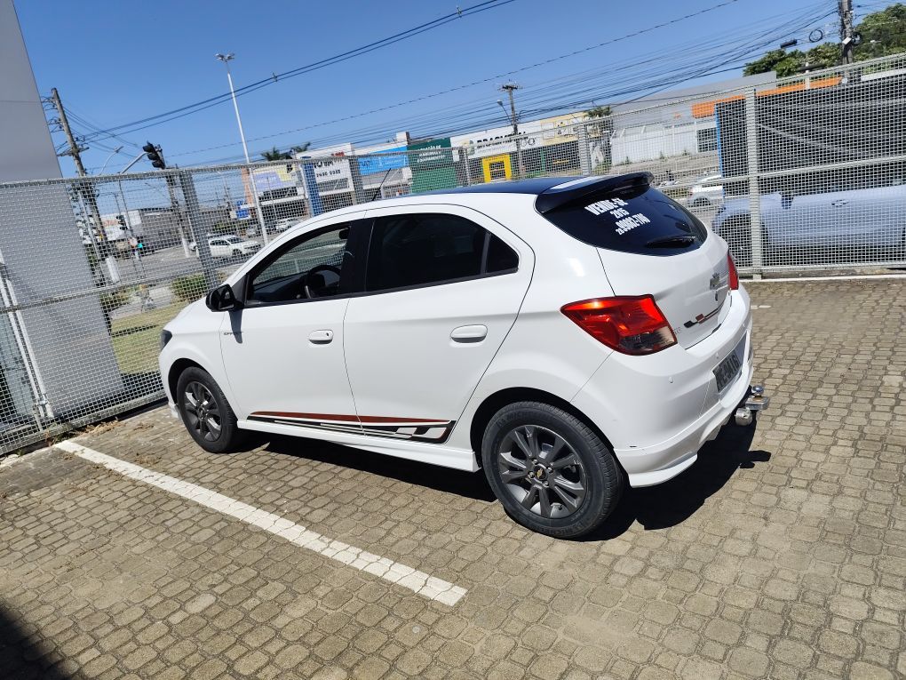 CHEVROLET ONIX 1.4 MPFI EFFECT 8V FLEX 4P MANUAL