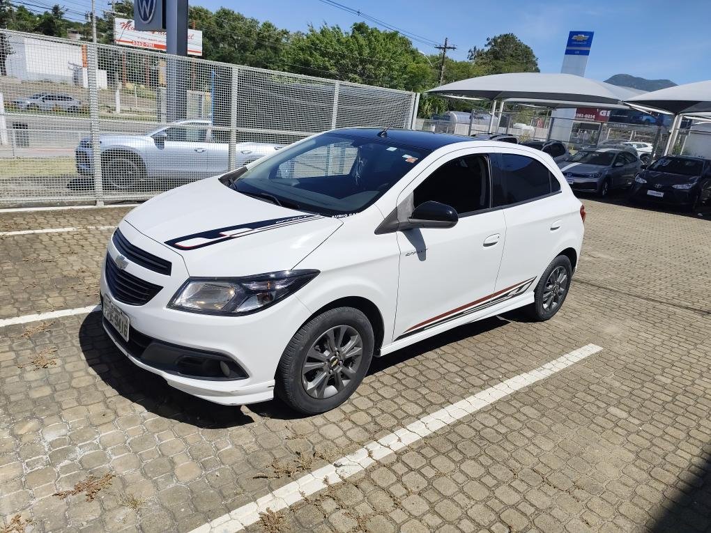CHEVROLET ONIX 1.4 MPFI EFFECT 8V FLEX 4P MANUAL