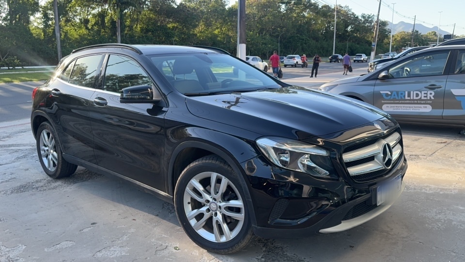 MERCEDES-BENZ GLA 200 1.6 CGI STYLE 16V TURBO FLEX 4P AUTOMATICO
