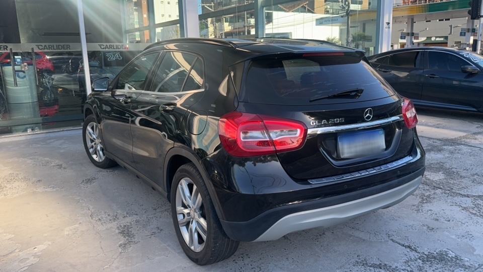 MERCEDES-BENZ GLA 200 1.6 CGI STYLE 16V TURBO FLEX 4P AUTOMATICO