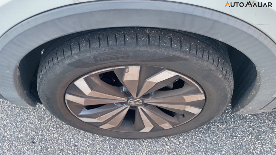 VOLKSWAGEN T-CROSS 1.0 200 TSI TOTAL FLEX COMFORTLINE AUTOMÁTICO