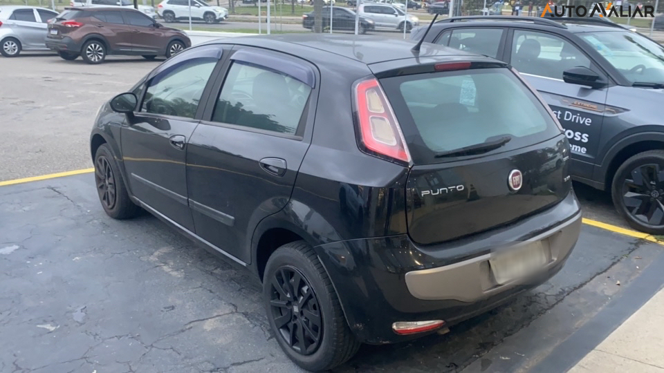 FIAT PUNTO 1.6 ESSENCE 16V FLEX 4P MANUAL