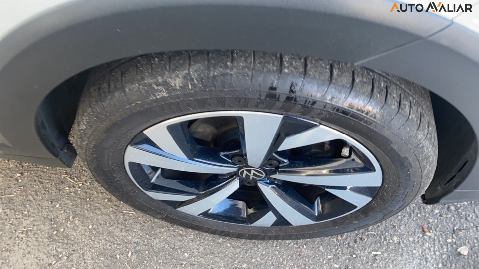 VOLKSWAGEN NIVUS 1.0 200 TSI TOTAL FLEX HIGHLINE AUTOMÁTICO