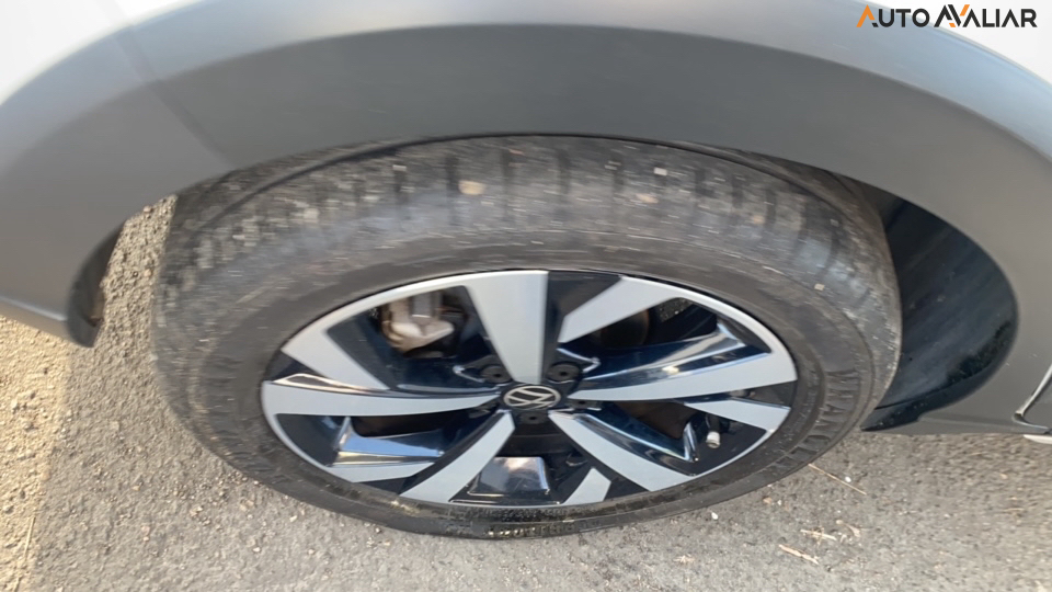 VOLKSWAGEN NIVUS 1.0 200 TSI TOTAL FLEX HIGHLINE AUTOMÁTICO