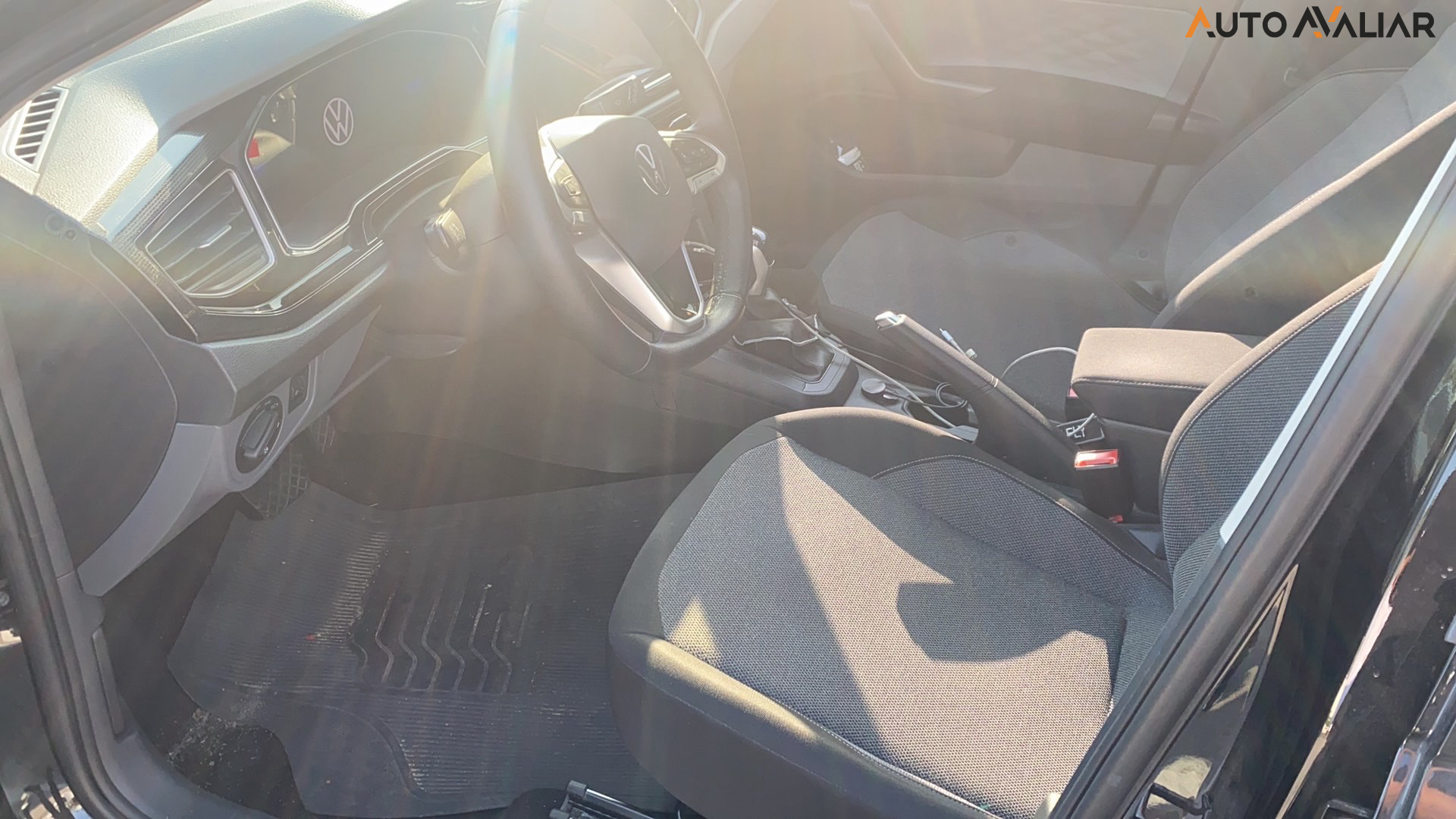 VOLKSWAGEN POLO 1.0 170 TSI COMFORTLINE AUTOM&Aacute;TICO