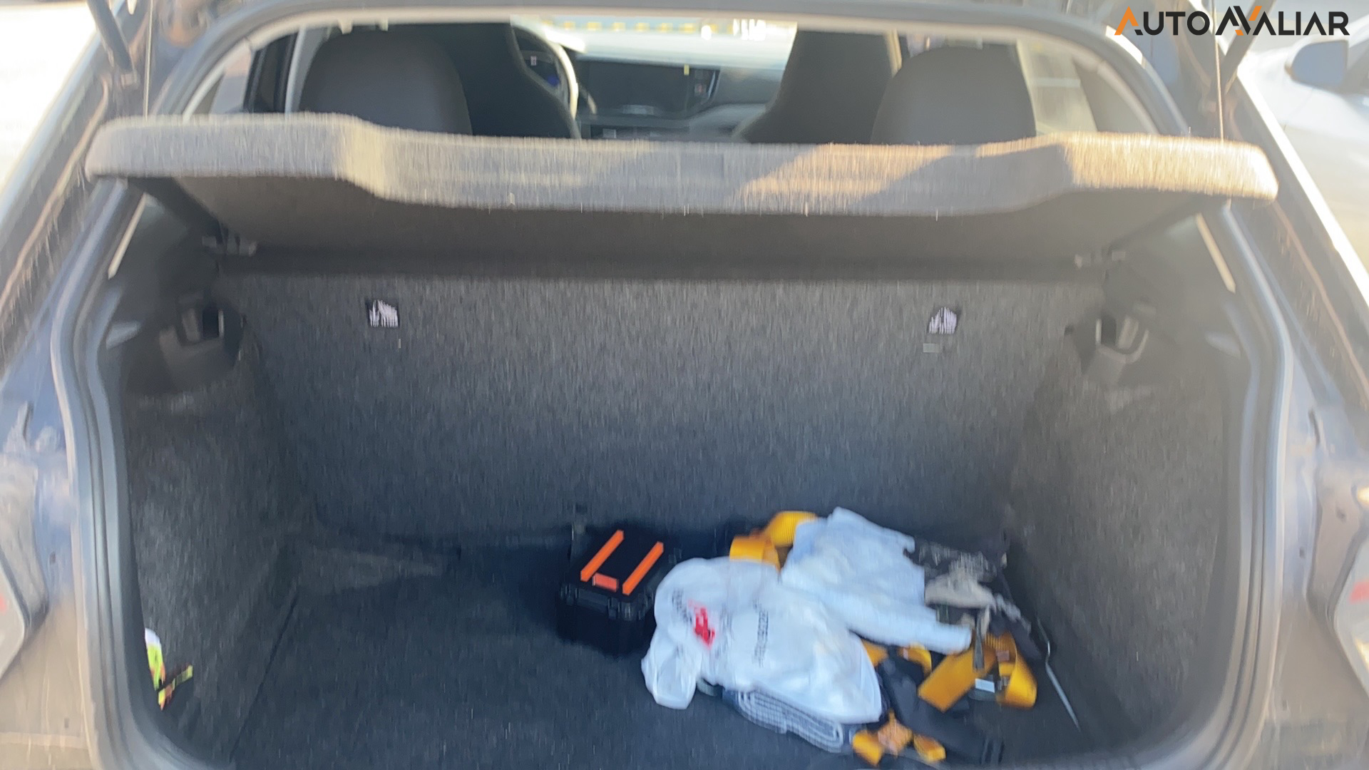 VOLKSWAGEN POLO 1.0 170 TSI COMFORTLINE AUTOM&Aacute;TICO