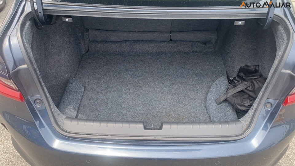 HONDA CITY 1.5 I-VTEC FLEX SEDAN TOURING CVT