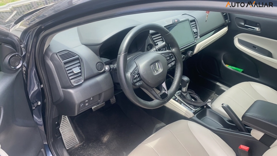 HONDA CITY 1.5 I-VTEC FLEX SEDAN TOURING CVT