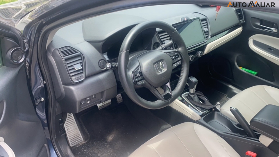 HONDA CITY 1.5 I-VTEC FLEX SEDAN TOURING CVT