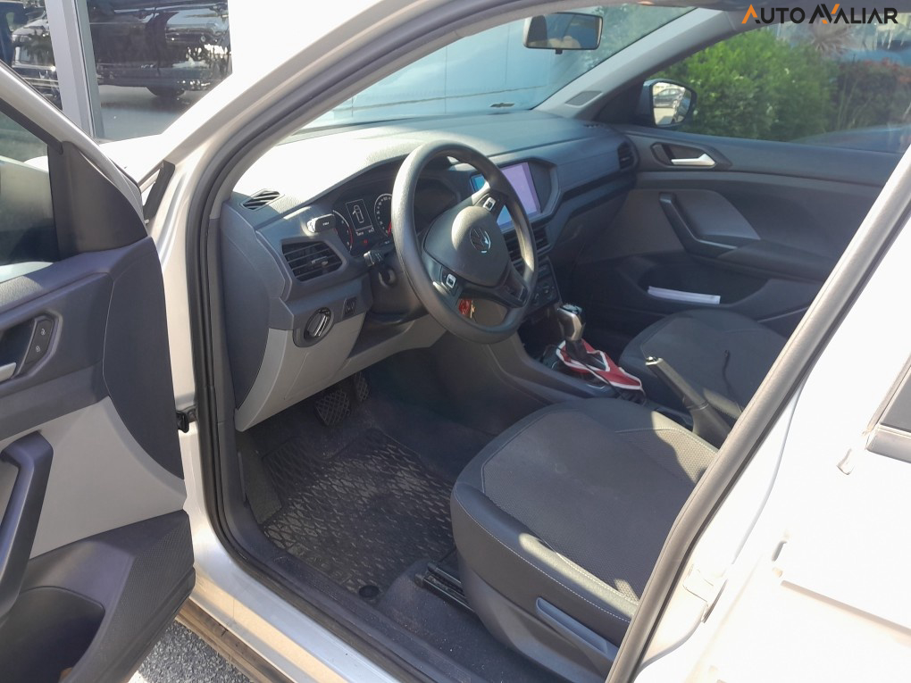 VOLKSWAGEN T-CROSS 1.0 200 TSI TOTAL FLEX SENSE AUTOM&Aacute;TICO
