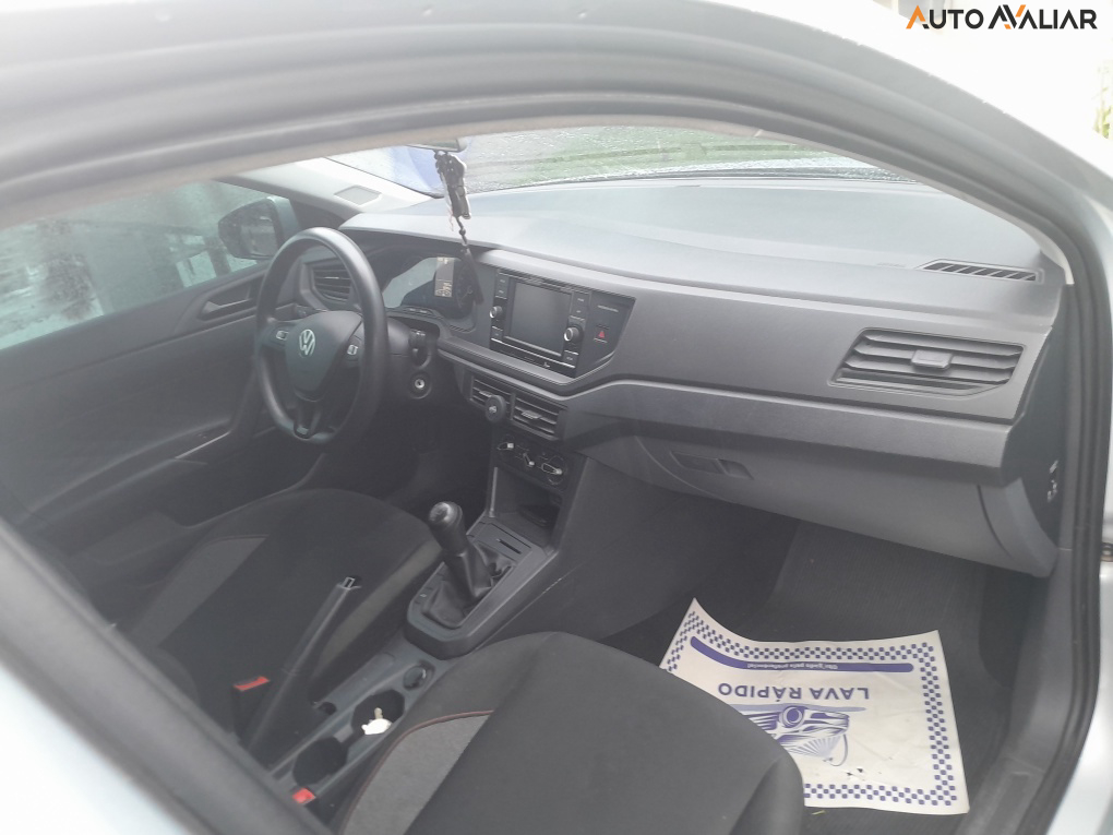 VOLKSWAGEN POLO 1.0 MPI TOTAL FLEX MANUAL