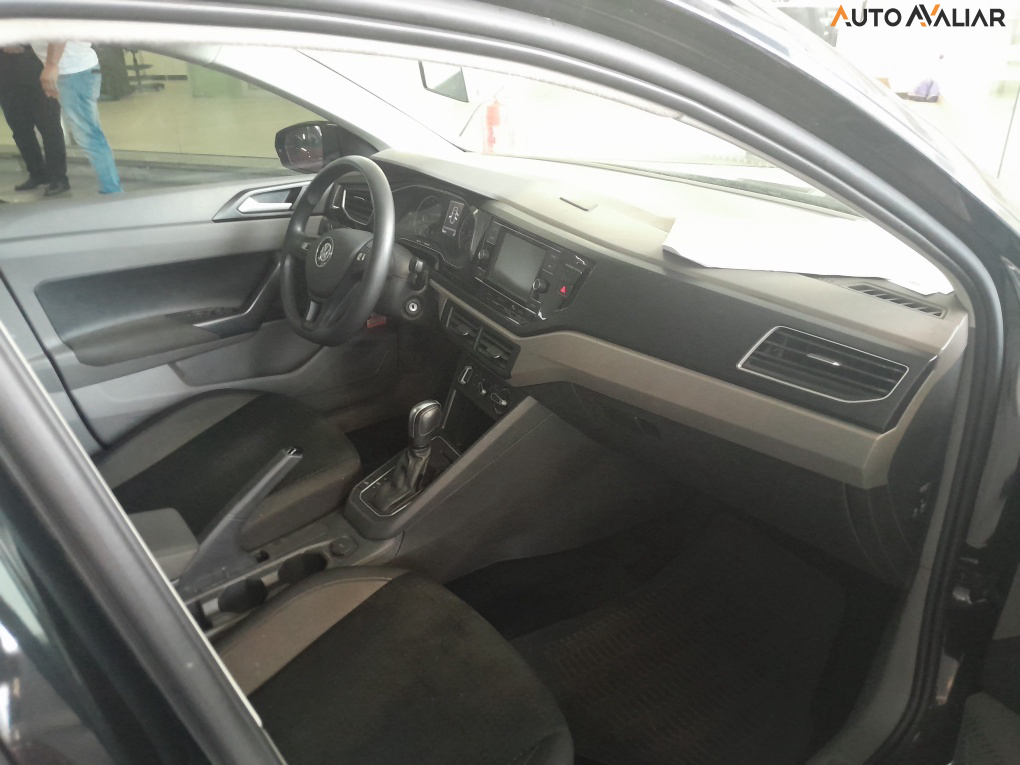 VOLKSWAGEN POLO 1.0 200 TSI COMFORTLINE AUTOMATICO