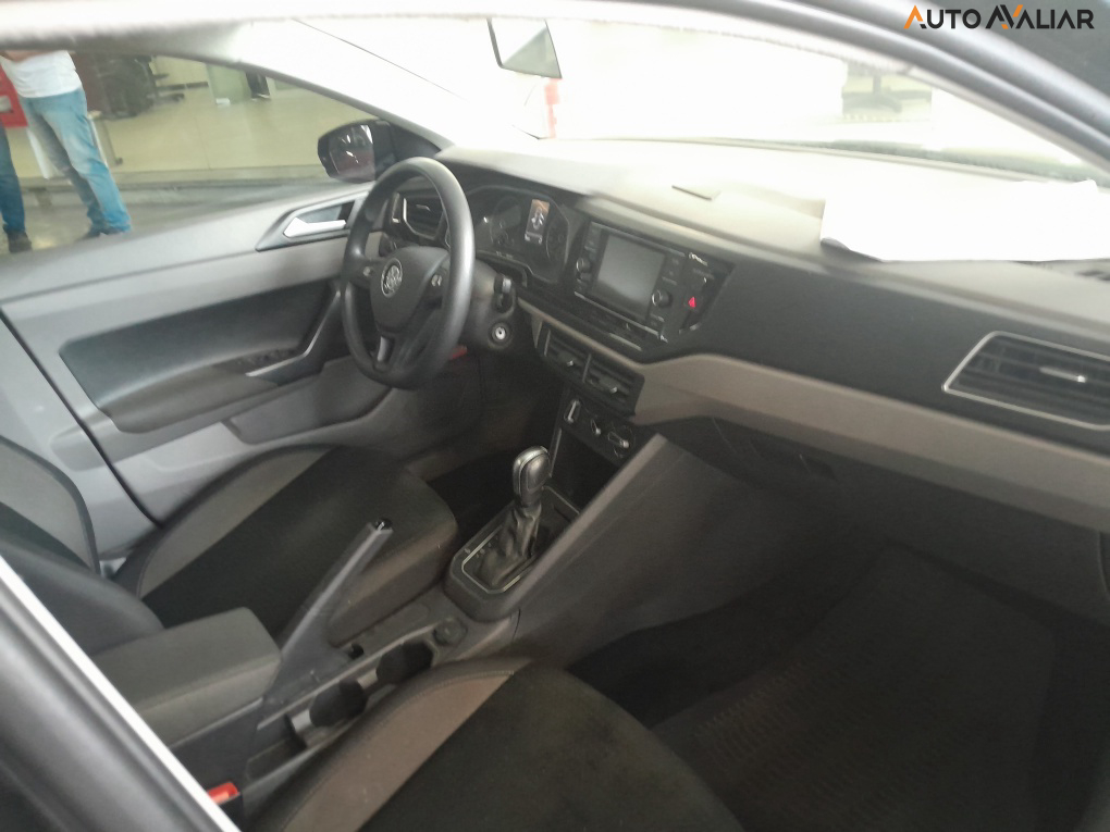 VOLKSWAGEN POLO 1.0 200 TSI COMFORTLINE AUTOMATICO