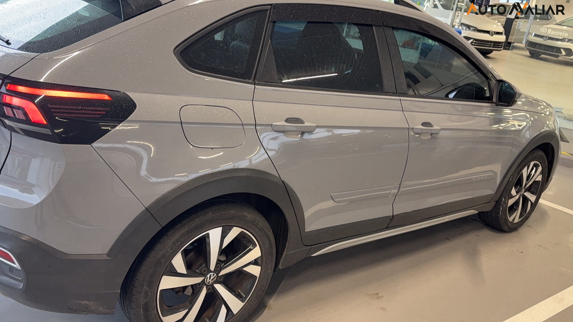 VOLKSWAGEN NIVUS 1.0 200 TSI TOTAL FLEX HIGHLINE AUTOM&Aacute;TICO