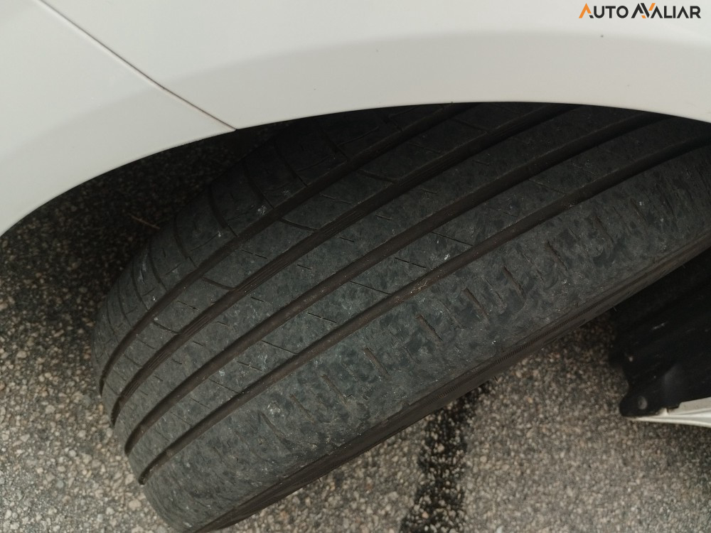 PEUGEOT 208 1.6 16V FLEX ACTIVE AT6