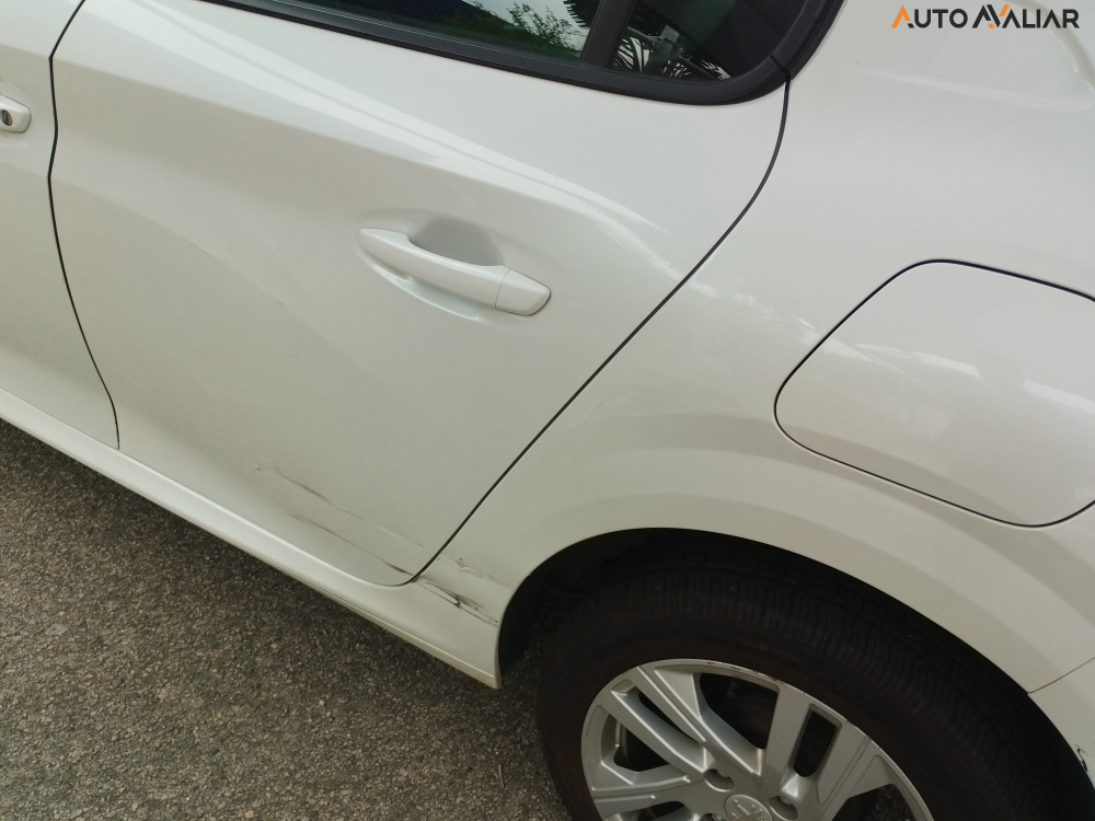 PEUGEOT 208 1.6 16V FLEX ACTIVE AT6