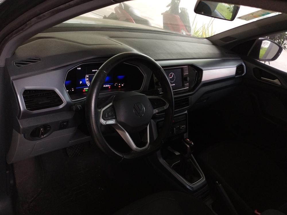 VOLKSWAGEN T-CROSS 1.0 200 TSI TOTAL FLEX AUTOM&Aacute;TICO