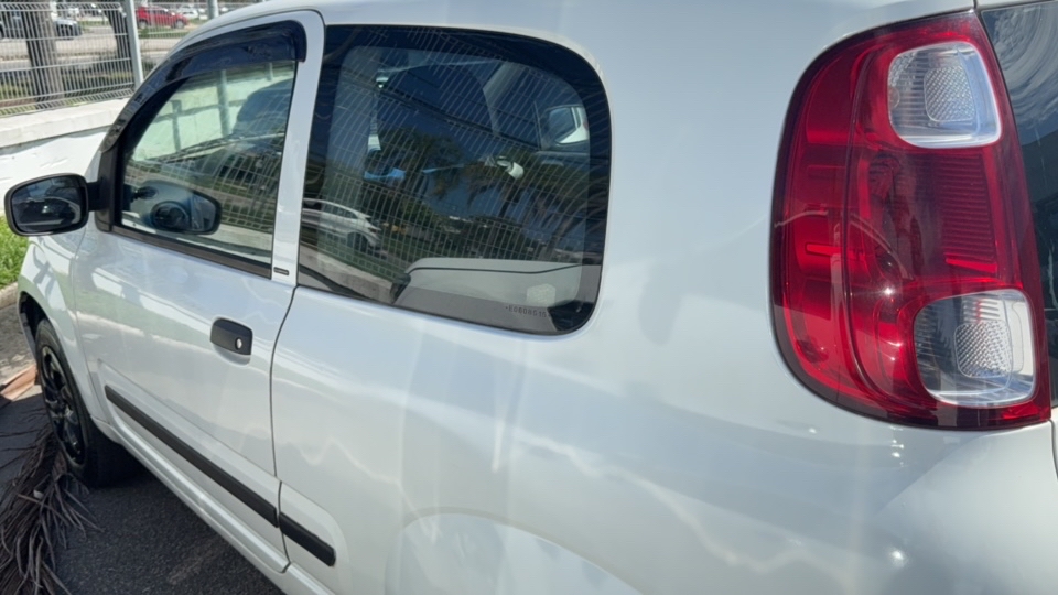 FIAT UNO 1.0 EVO VIVACE 8V FLEX 2P MANUAL