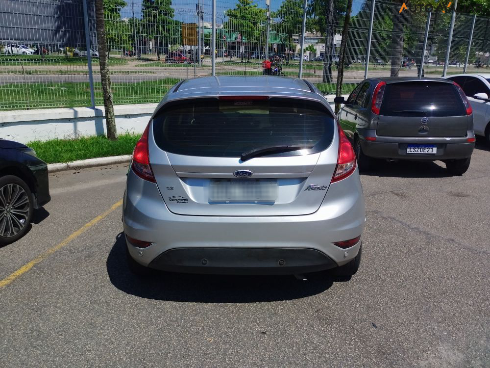 FORD FIESTA 1.6 SE HATCH 16V FLEX 4P MANUAL