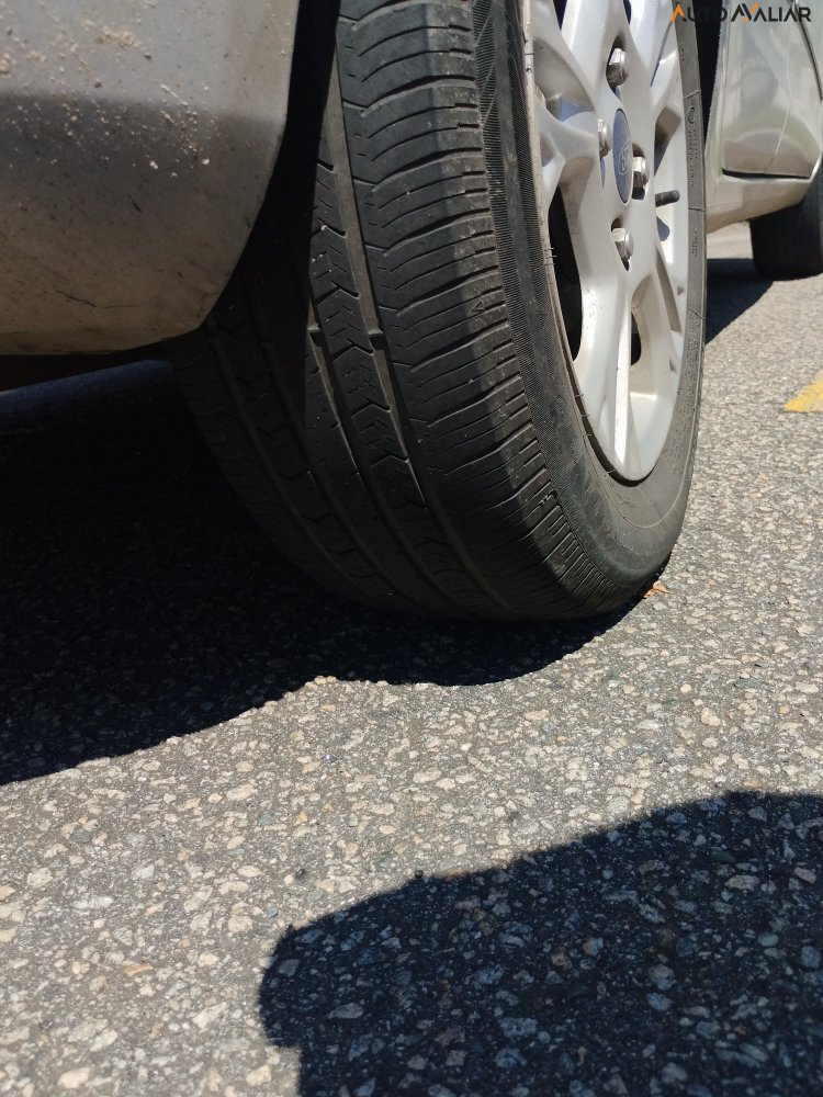 FORD FIESTA 1.6 SE HATCH 16V FLEX 4P MANUAL