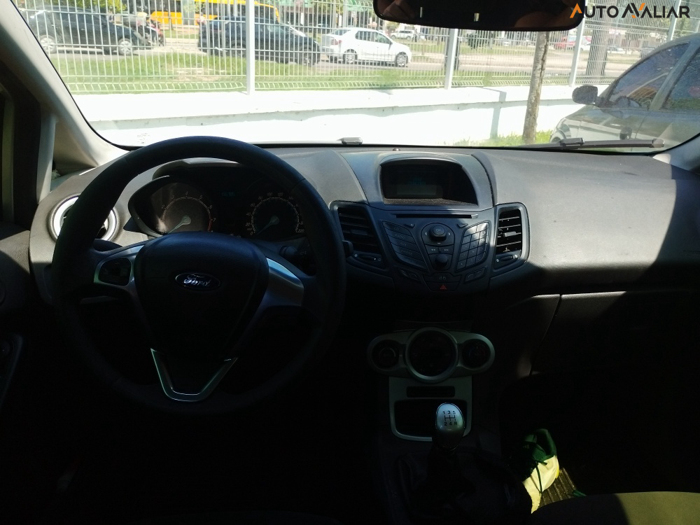 FORD FIESTA 1.6 SE HATCH 16V FLEX 4P MANUAL