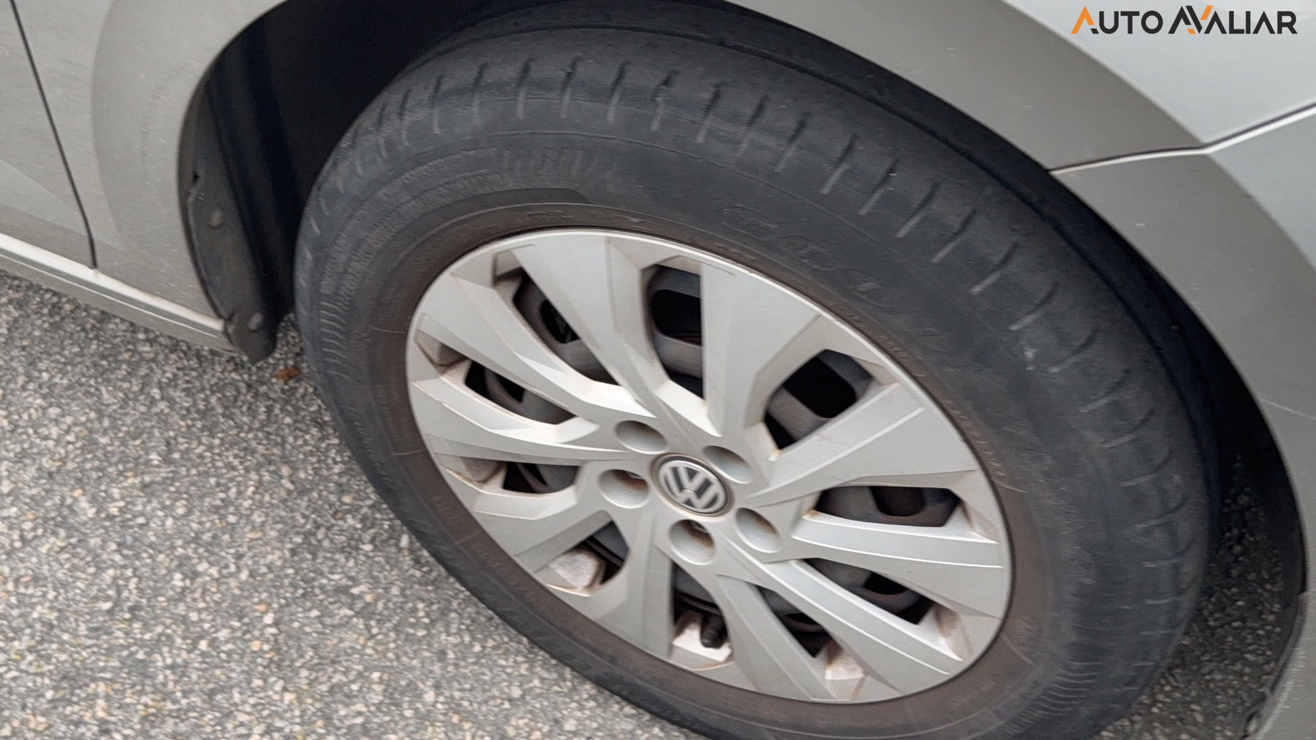 VOLKSWAGEN POLO 1.0 200 TSI FLEX 