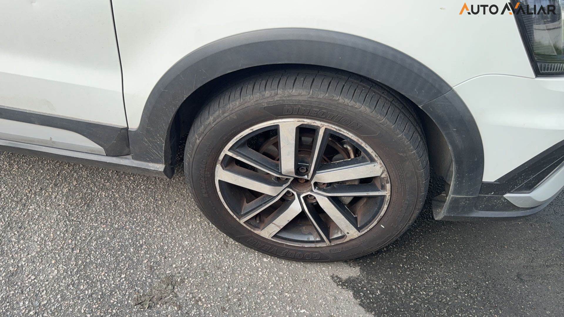 VOLKSWAGEN FOX 1.6 MSI TOTAL FLEX XTREME 4P MANUAL