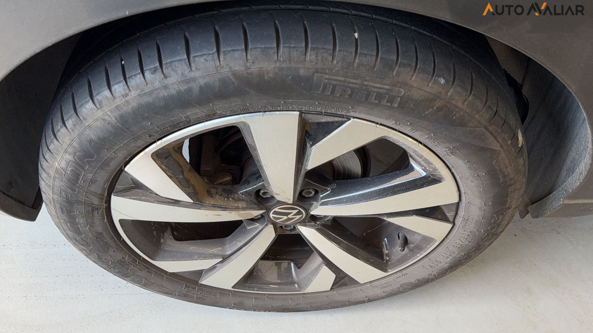 VOLKSWAGEN NIVUS 1.0 200 TSI TOTAL FLEX HIGHLINE AUTOMÁTICO