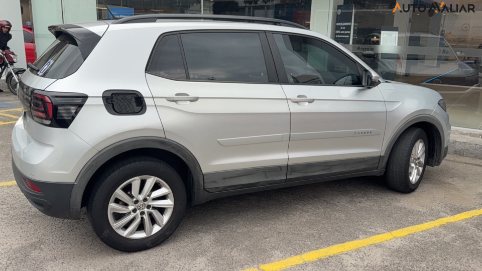 VOLKSWAGEN T-CROSS 1.0 200 TSI TOTAL FLEX MANUAL