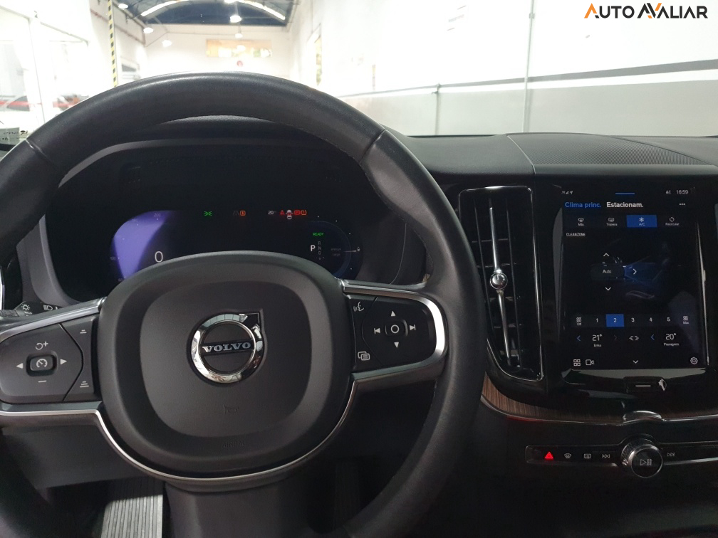 VOLVO XC60 2.0 T8 RECHARGE INSCRIPTION EXPRESSION AWD GEARTRONIC