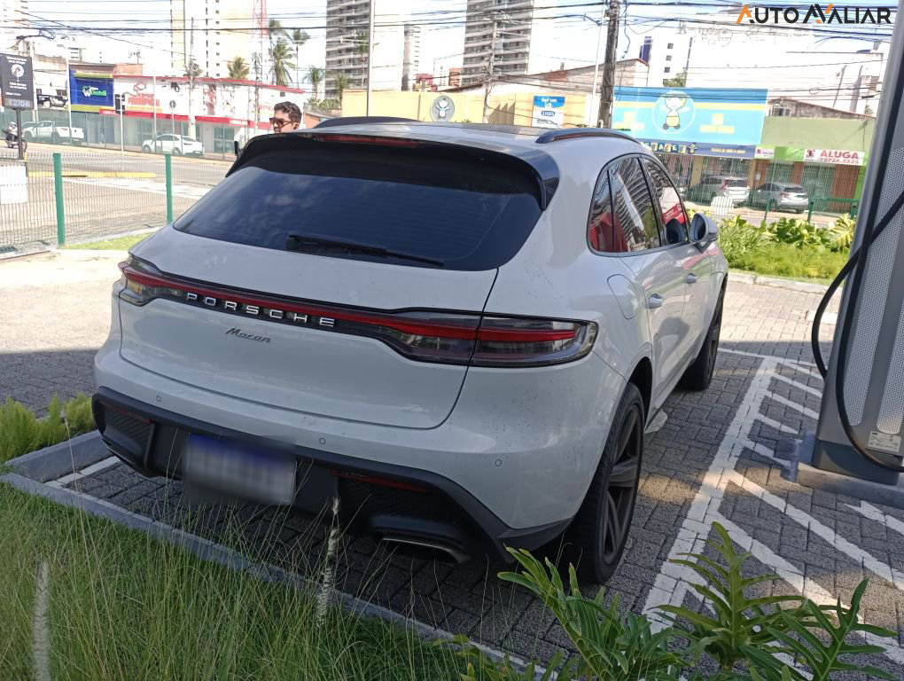 PORSCHE TAYCAN 2.0 TURBO GASOLINA PDK