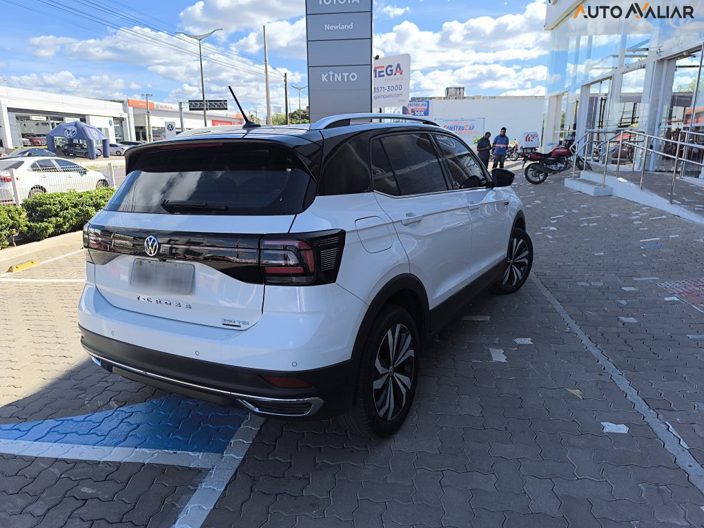 VOLKSWAGEN T-CROSS 1.4 250 TSI TOTAL FLEX HIGHLINE AUTOMATICO